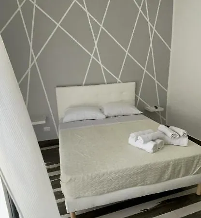 Guest house Piazza Garibaldi Naples