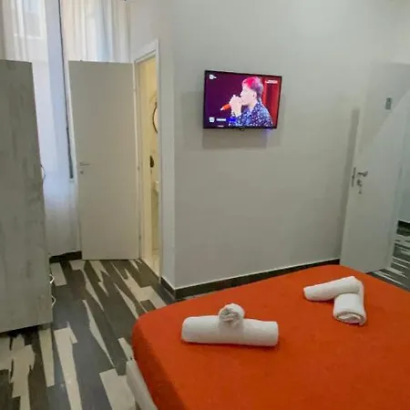 Piazza Garibaldi Guest house *